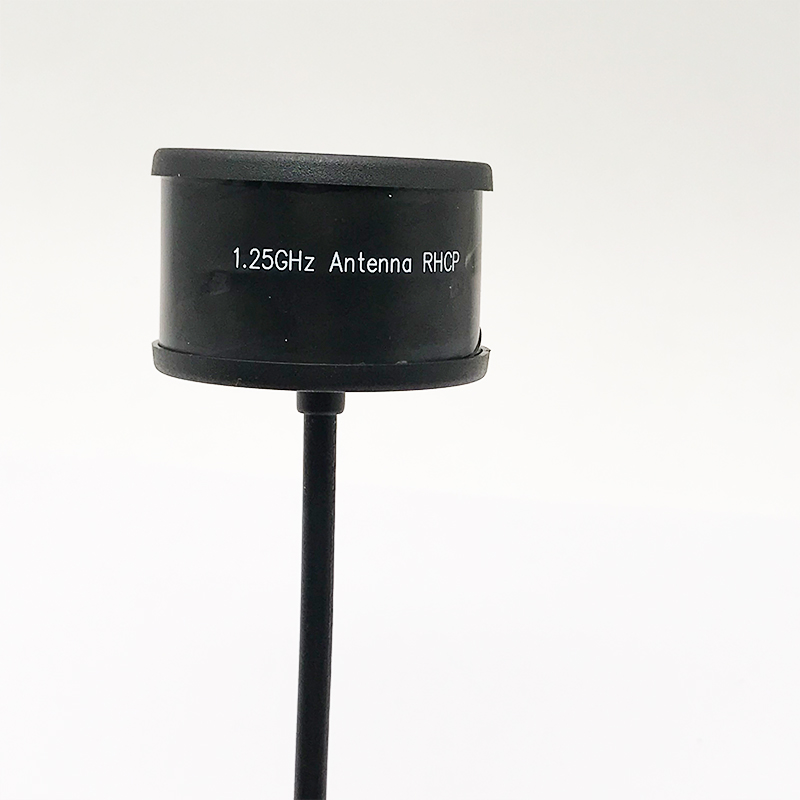 1 個 1.2 グラム 1.3 グラム高利得円偏波オムニアン - Fpv Drone Flight Controller のレビューと価格
